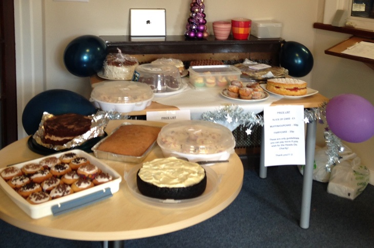 Cake sales raise £450 for Heads On